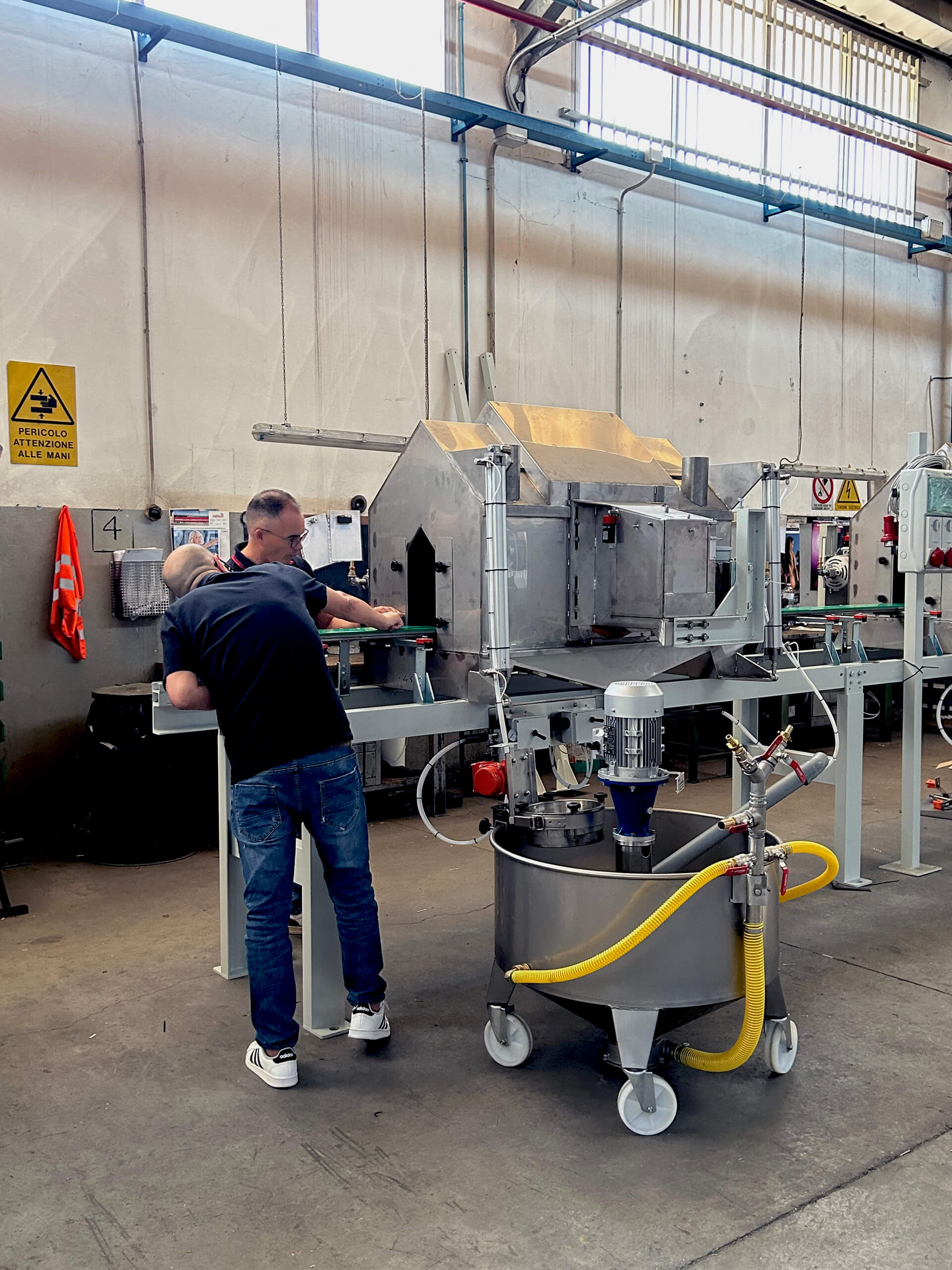 staff08 staff SMAC con macchinario